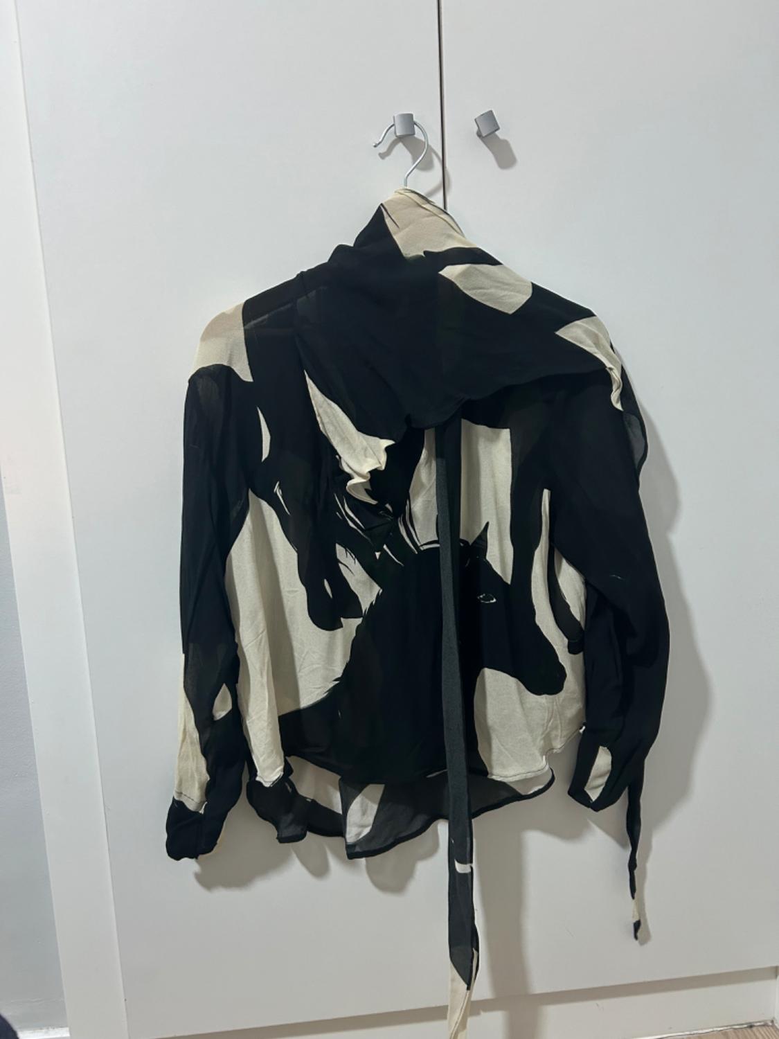 ΕΜΠΡΙΜΕ ΜΠΛΟΥΖΑ ΜΕ ΦΙΟΓΚΟ ZW COLLECTION