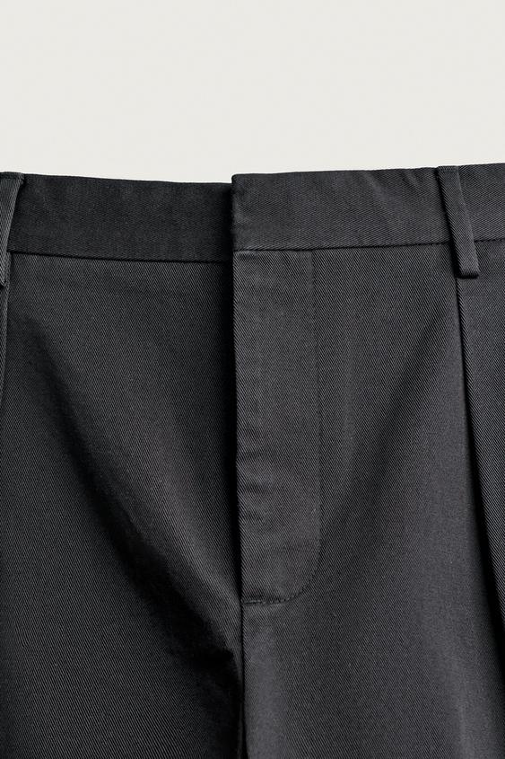 PANTALON CHINO À PLIS AARON LEVINE X ZARA - Noir de Zara - Image 10