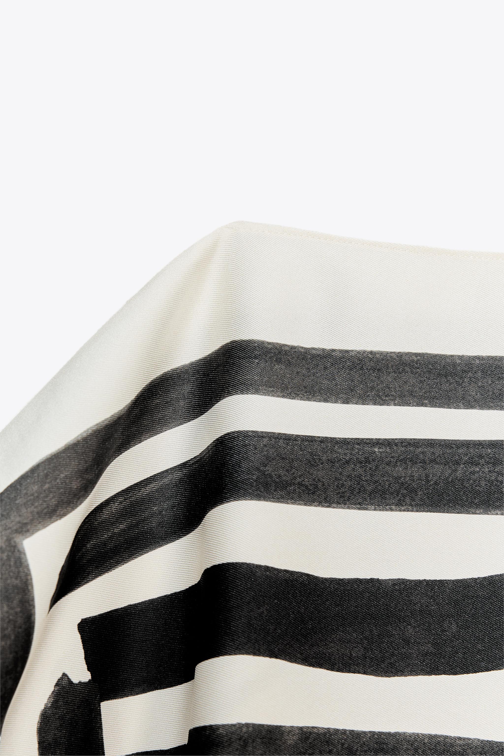 【ZARA】プリント柄トップス ZW COLLECTION 3774/856/093 ZW COLLECTION プリント柄トップス - グリーン | ZARA Japan / 日本