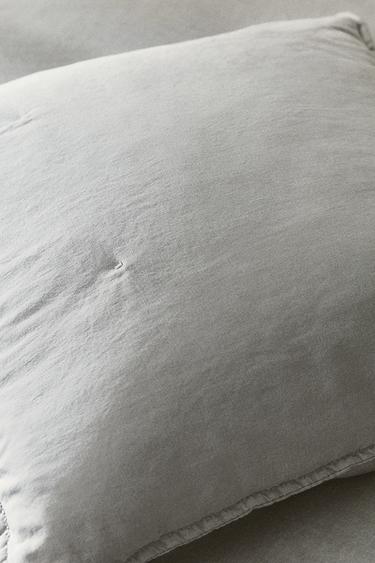 FADED-EFFECT LINEN CUSHION COVER FOR QUILTS - Blue grey by Zara