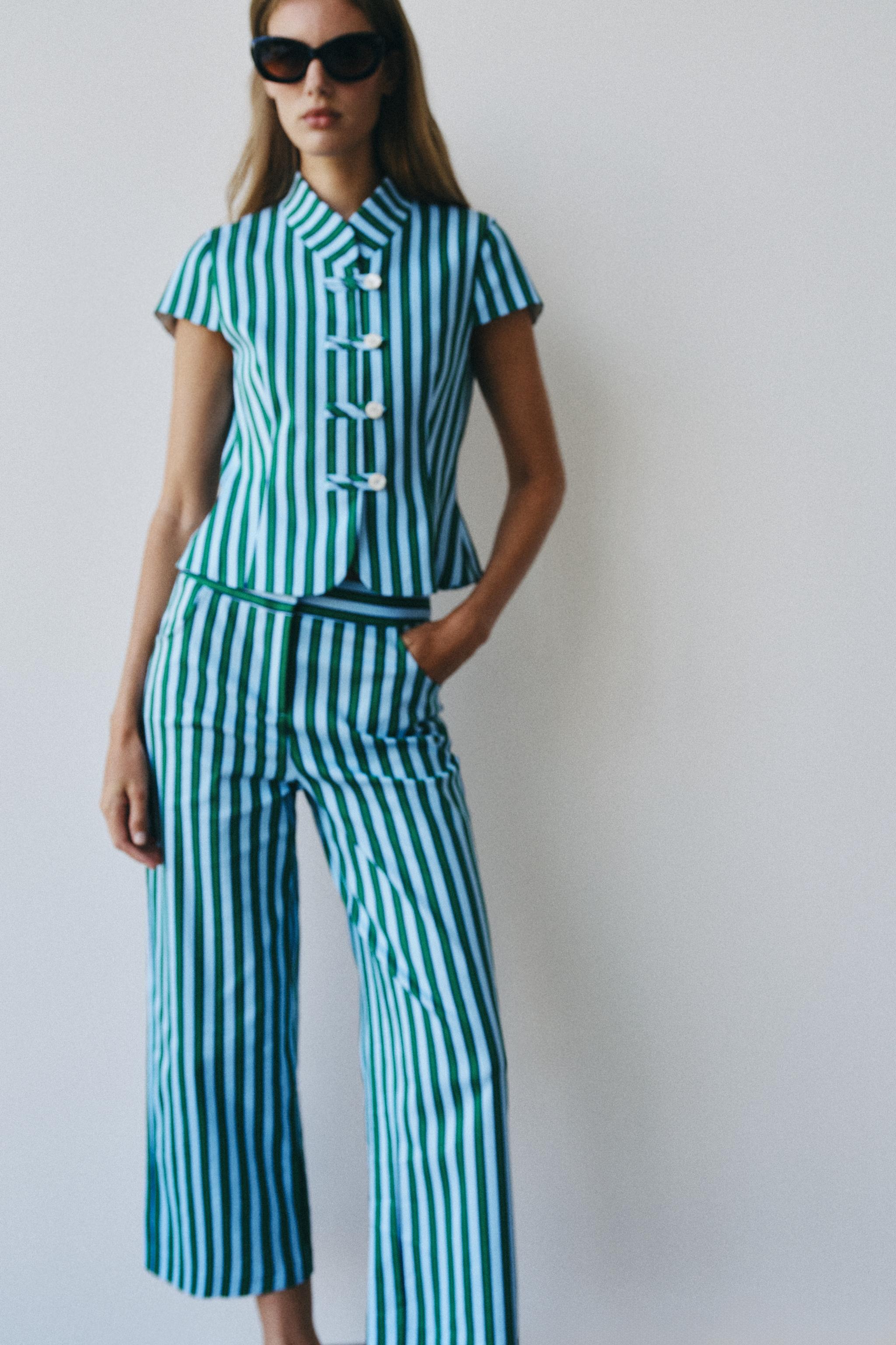 STRIPED CULOTTE PANTS