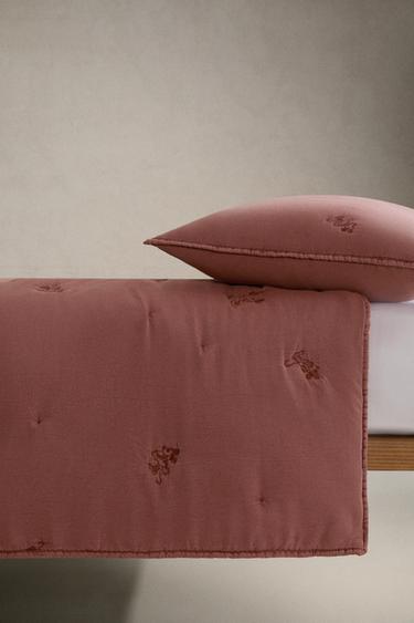 KIDS' MICKEY & MINNIE ©DISNEY QUILTED BEDSPREAD - Russet by Zara - Image 2