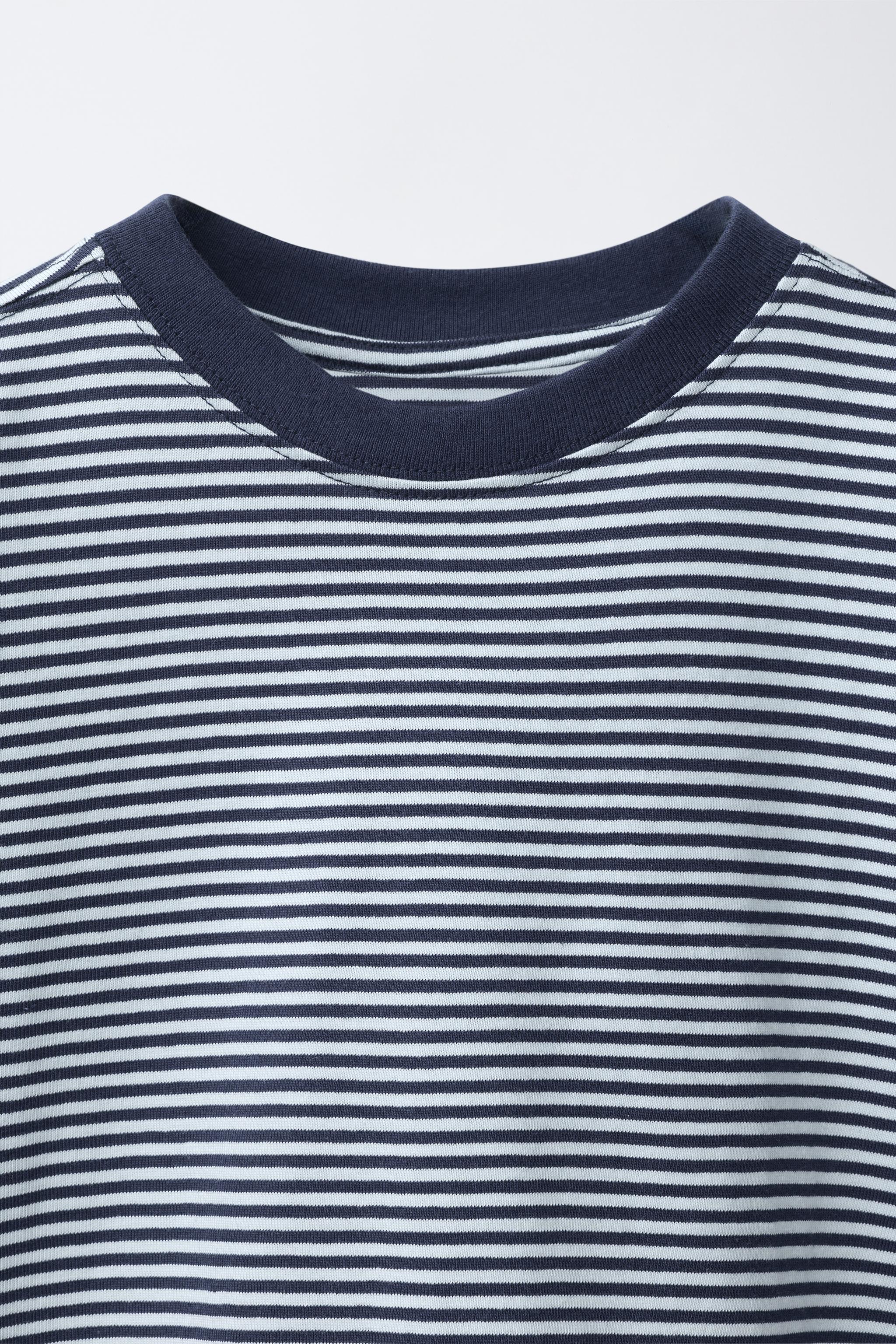 STRIPED PRINT T-SHIRT