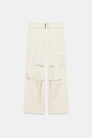 PANTALÓN CARGO SATINADO CINTURÓN - Crudo de Zara - Imagen 0