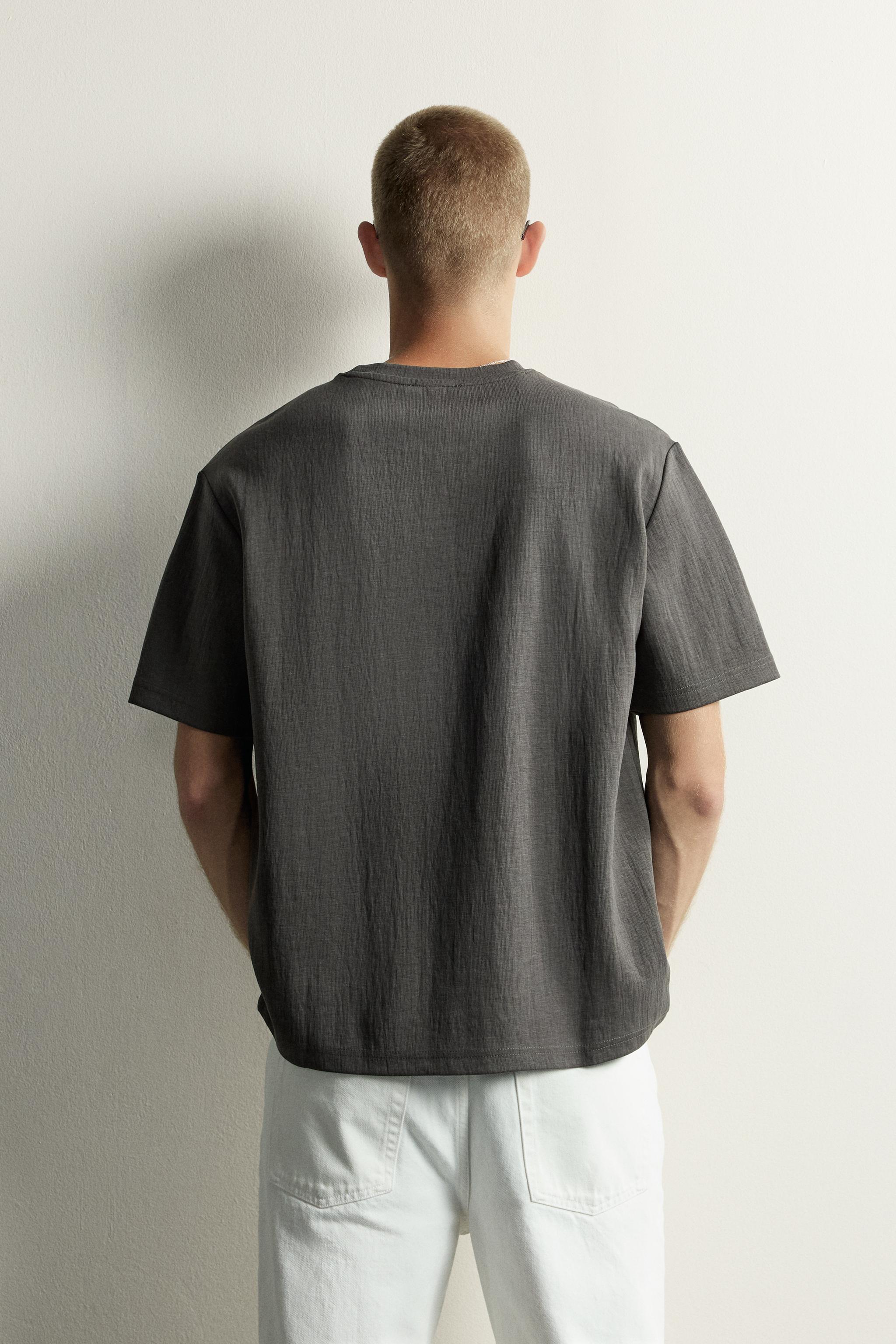 TEXTURED RELAXED FIT T-SHIRT