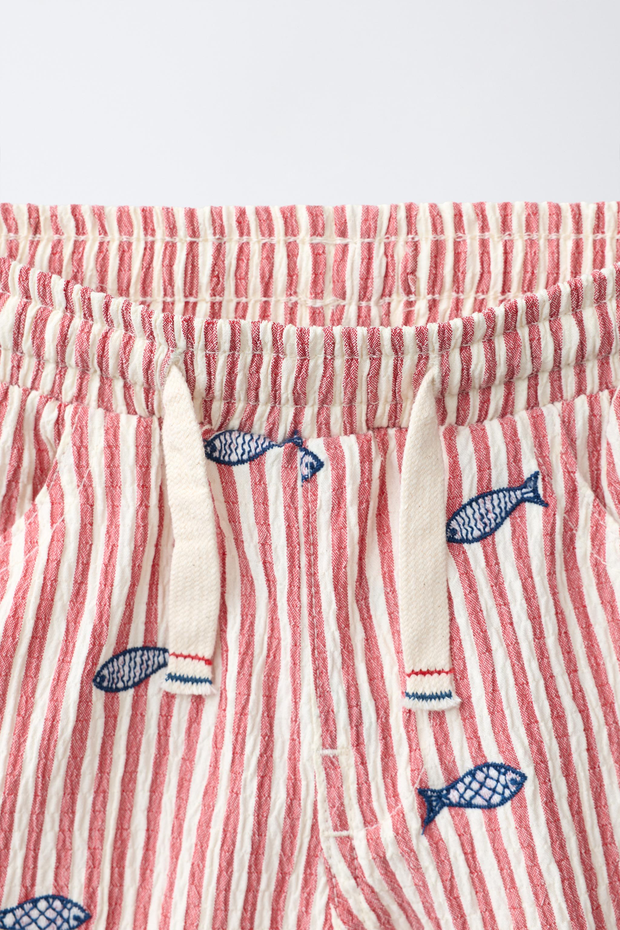 EMBROIDERED FISH SEERSUCKER STRIPED SHORTS