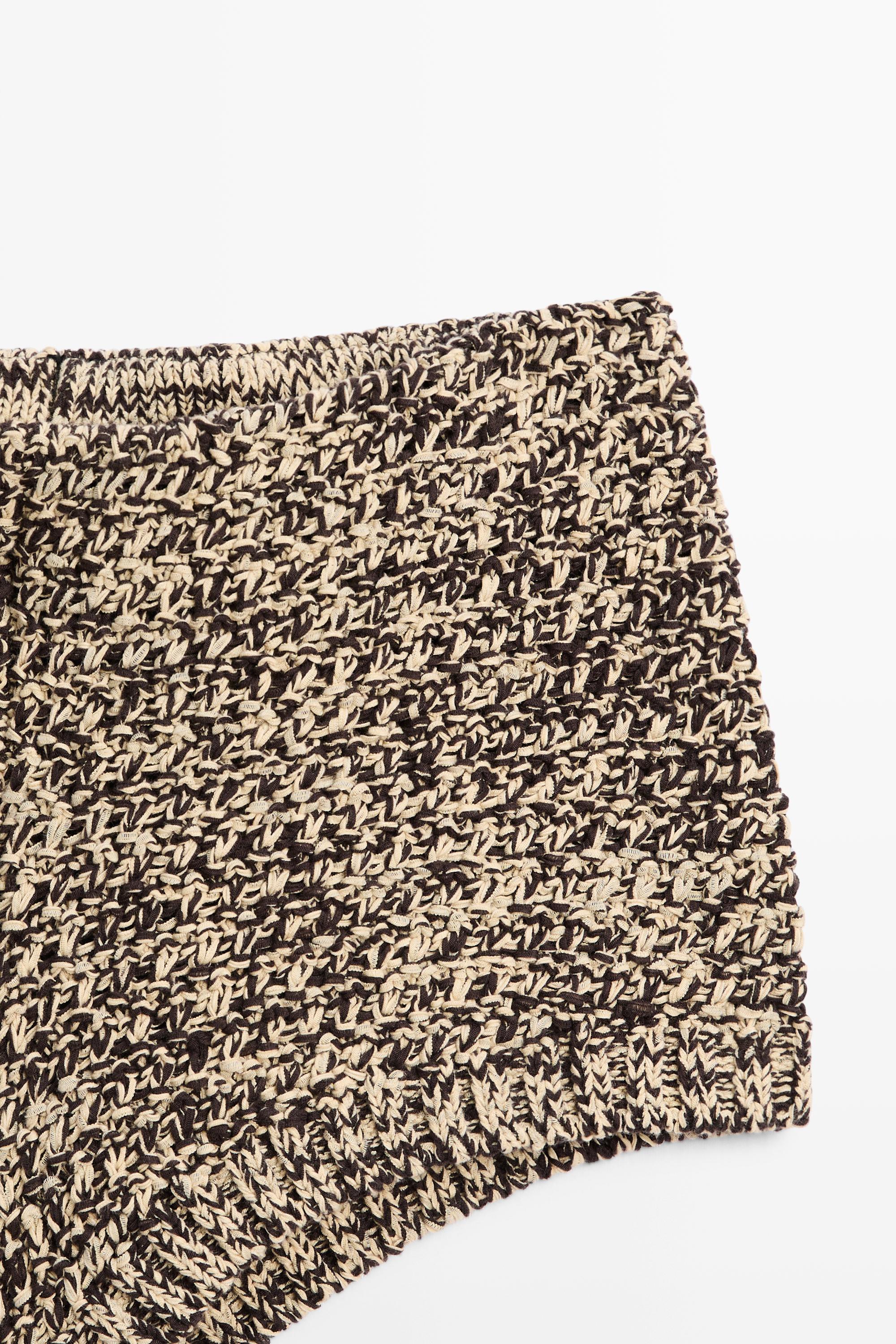 Short en maille chinée total look