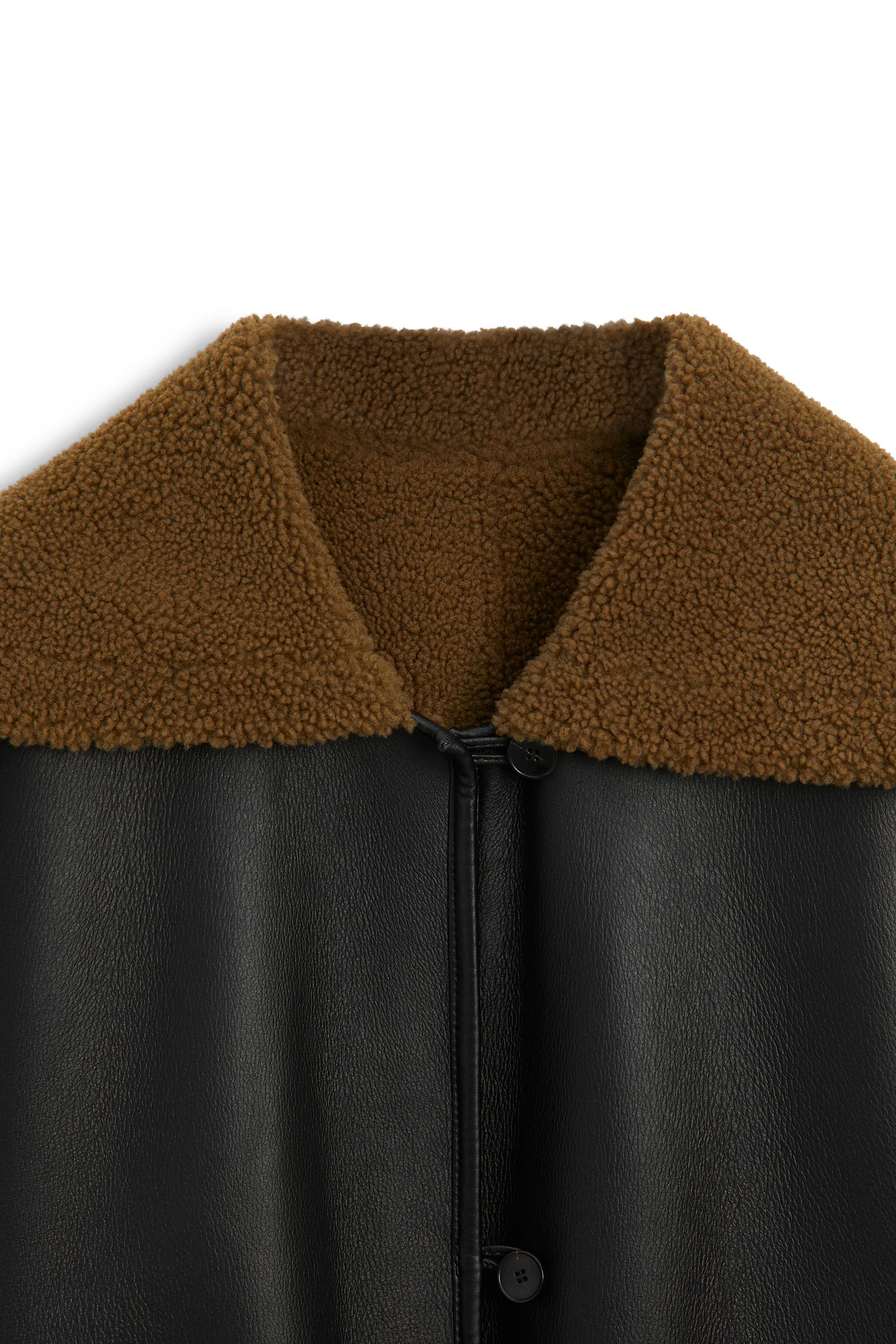 Mouton en cuir avec fourrure - LIMITED EDITION