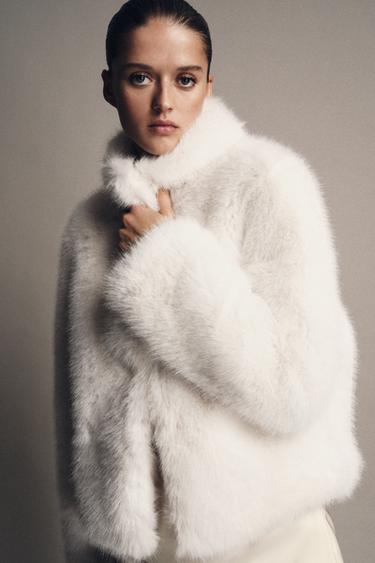 CHAQUETA EFECTO PELO ZW COLLECTION - Blanco de Zara