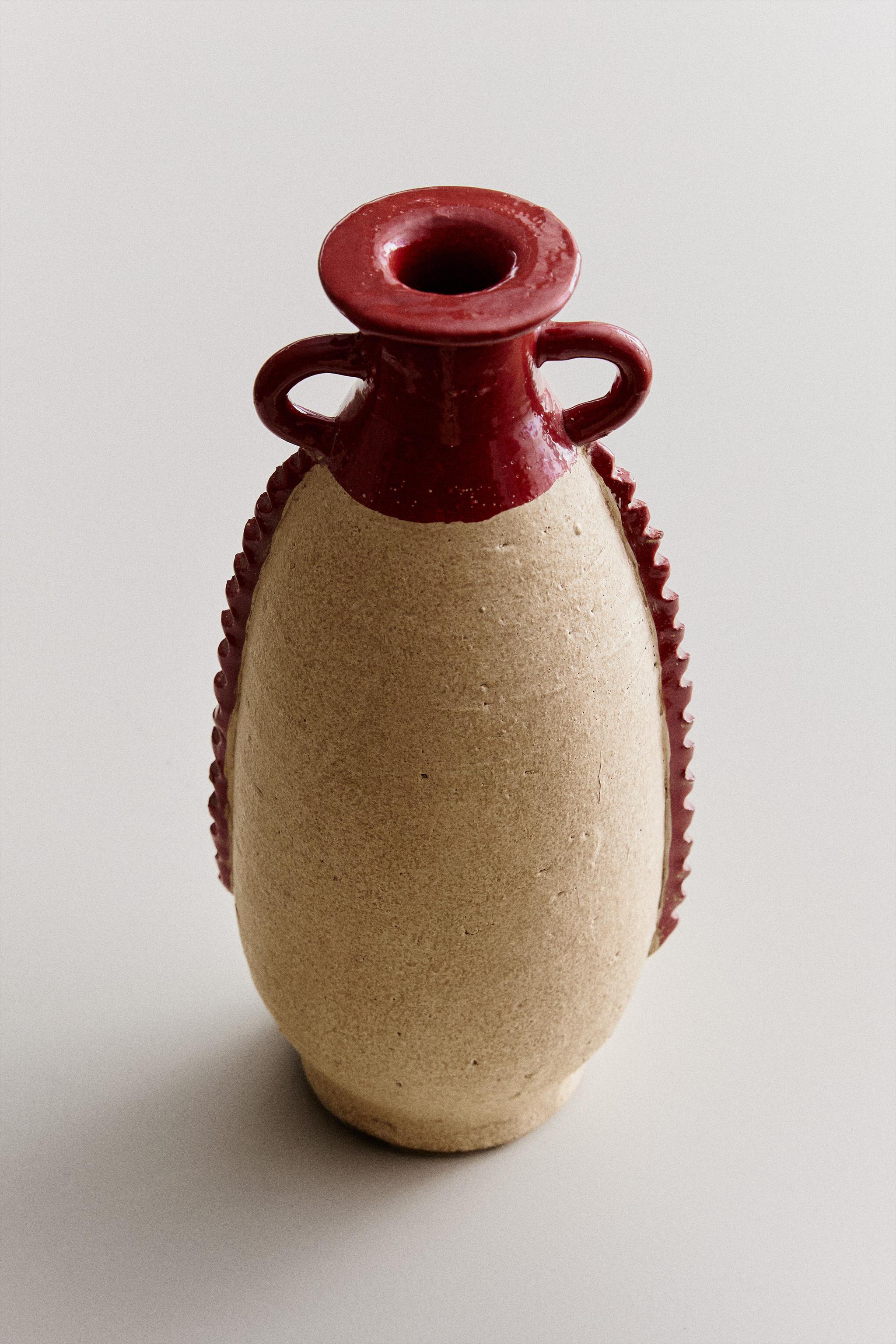 DECORATIVE TERRACOTTA VASE WITH HANDLES