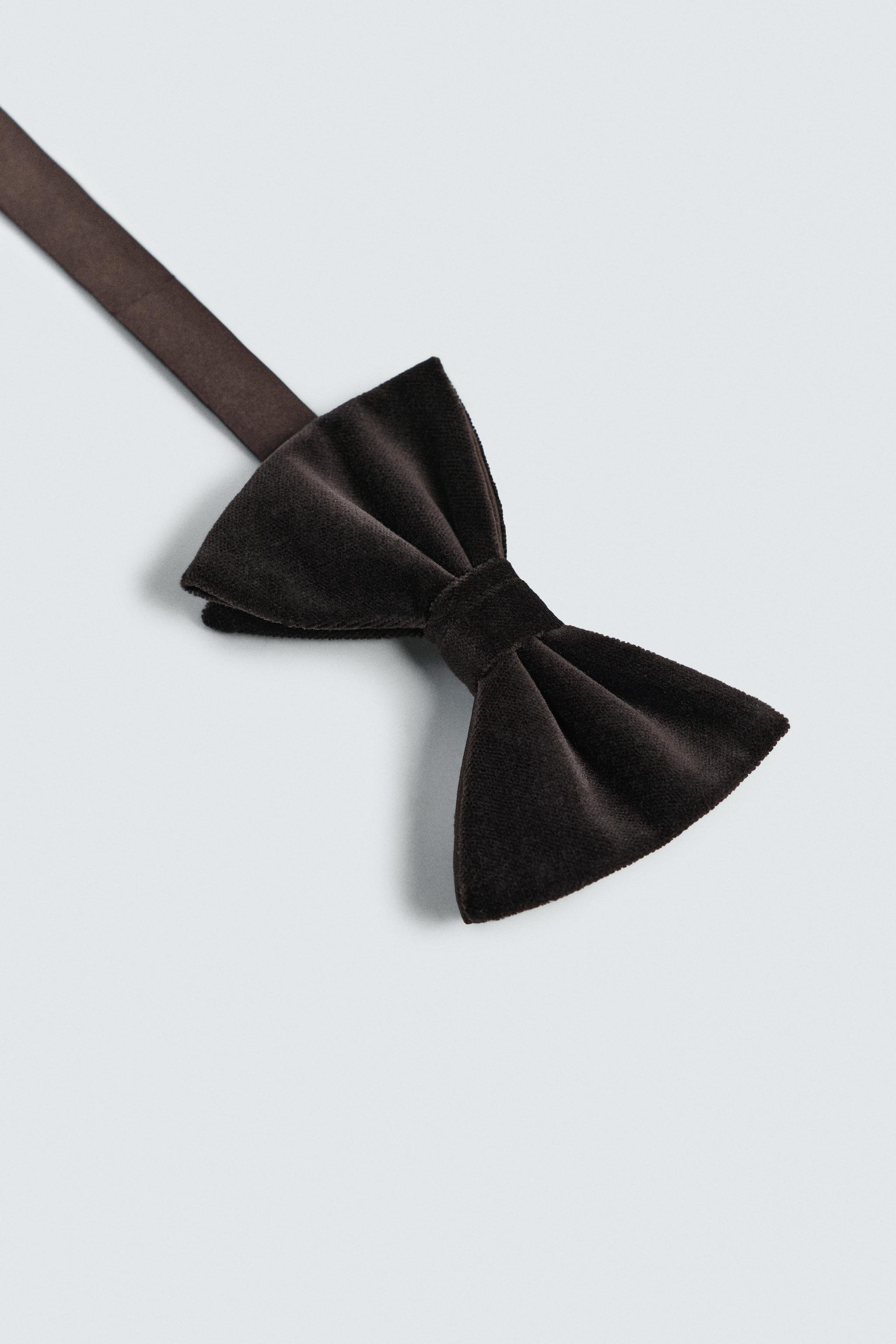 VELVET BOW TIE