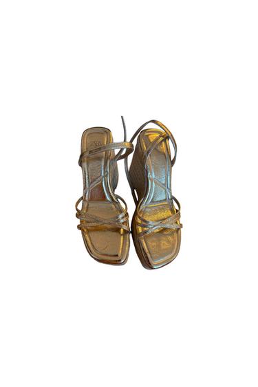 SANDALIAS