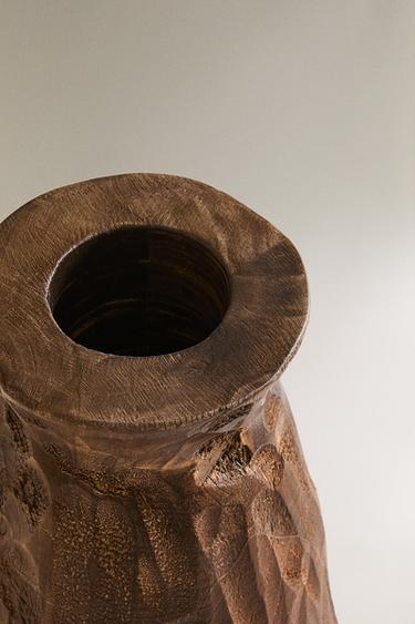 VASE DÉCORATIF EN BOIS - Kaki de Zara - Image 2