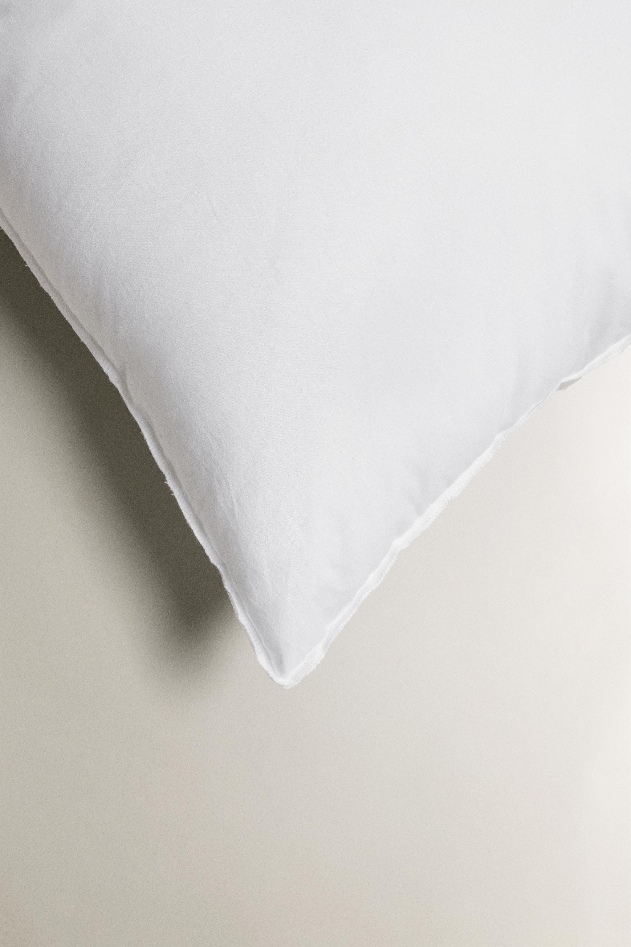 GEL FIBRE CUSHION INSERT — White
