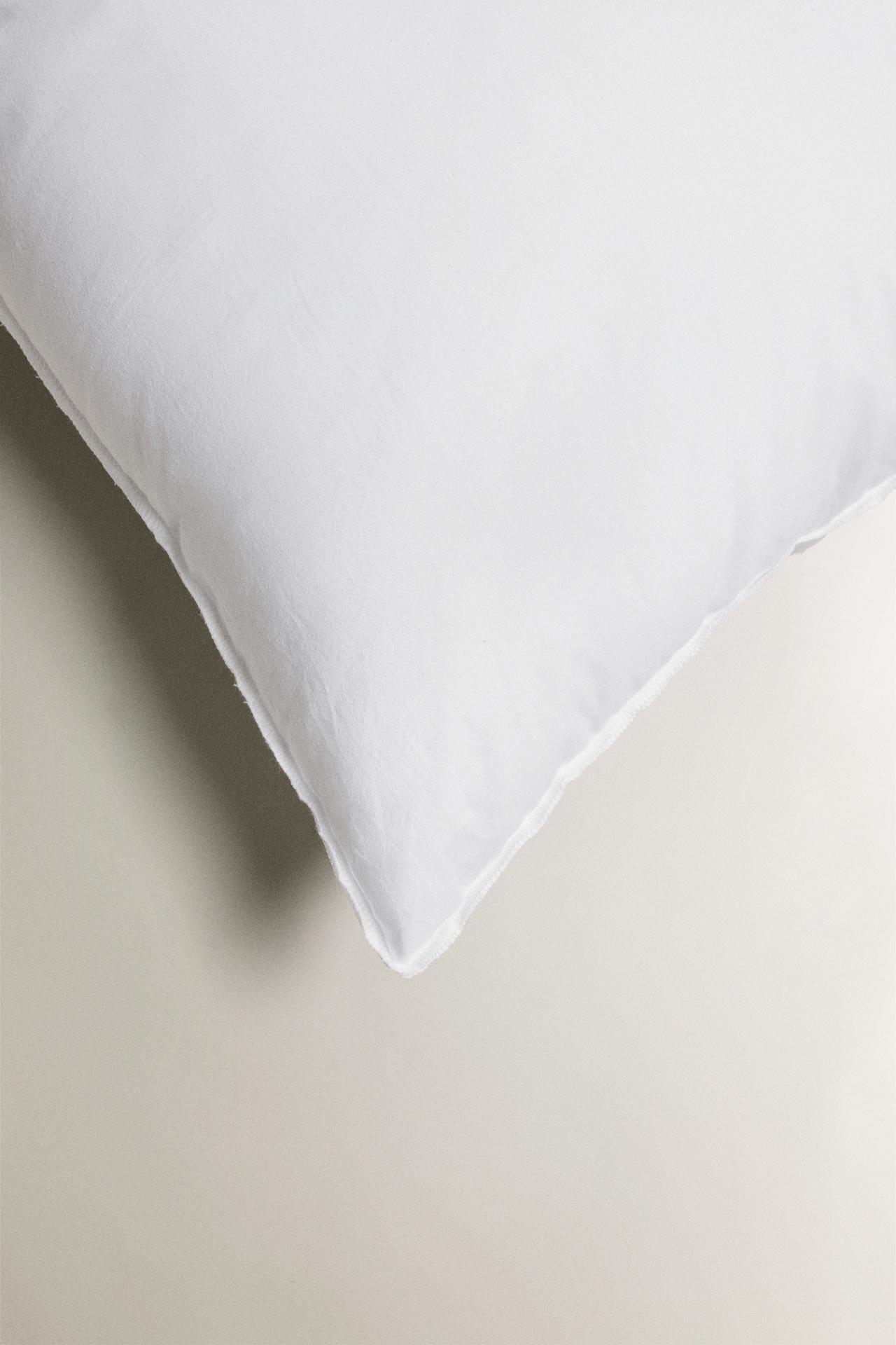 GEL FIBRE CUSHION INSERT — White