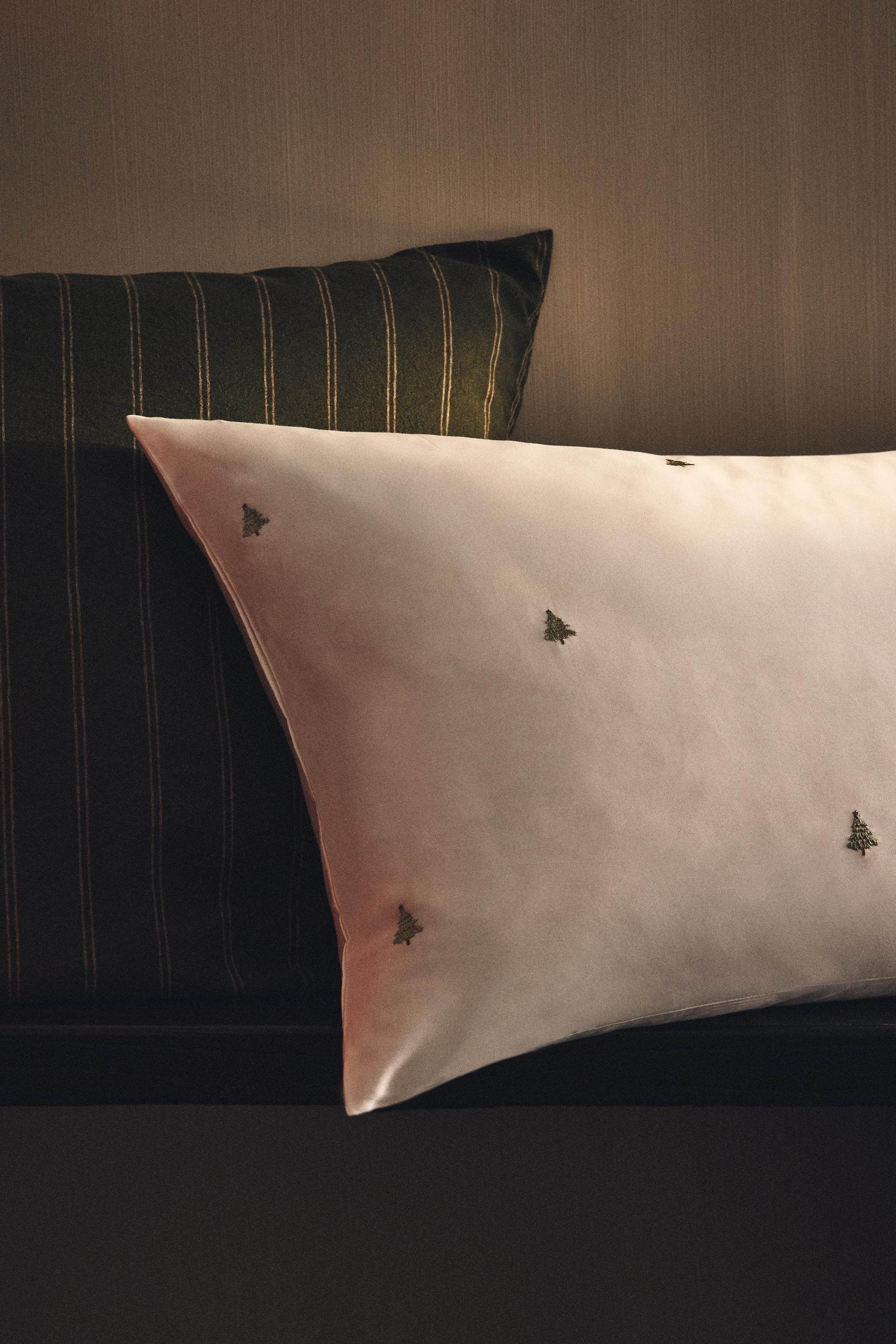 EMBROIDERED SATEEN CHRISTMAS PILLOWCASE