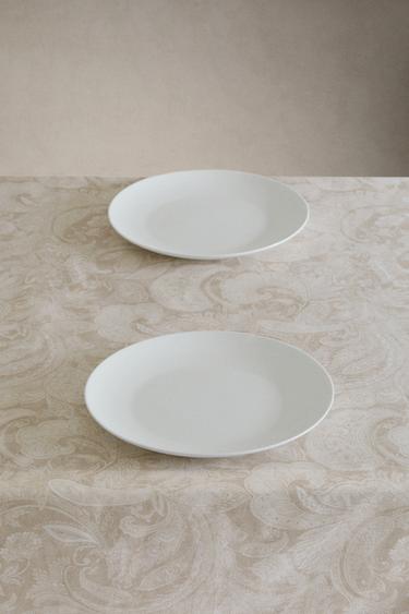 RESIN-COATED PAISLEY PRINT TABLECLOTH - Beige by Zara - Image 1
