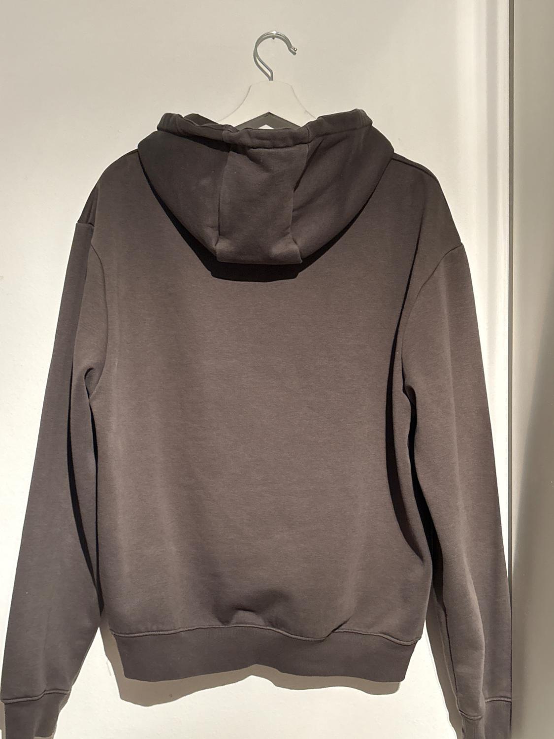 BASIC HOODIE - Image 2