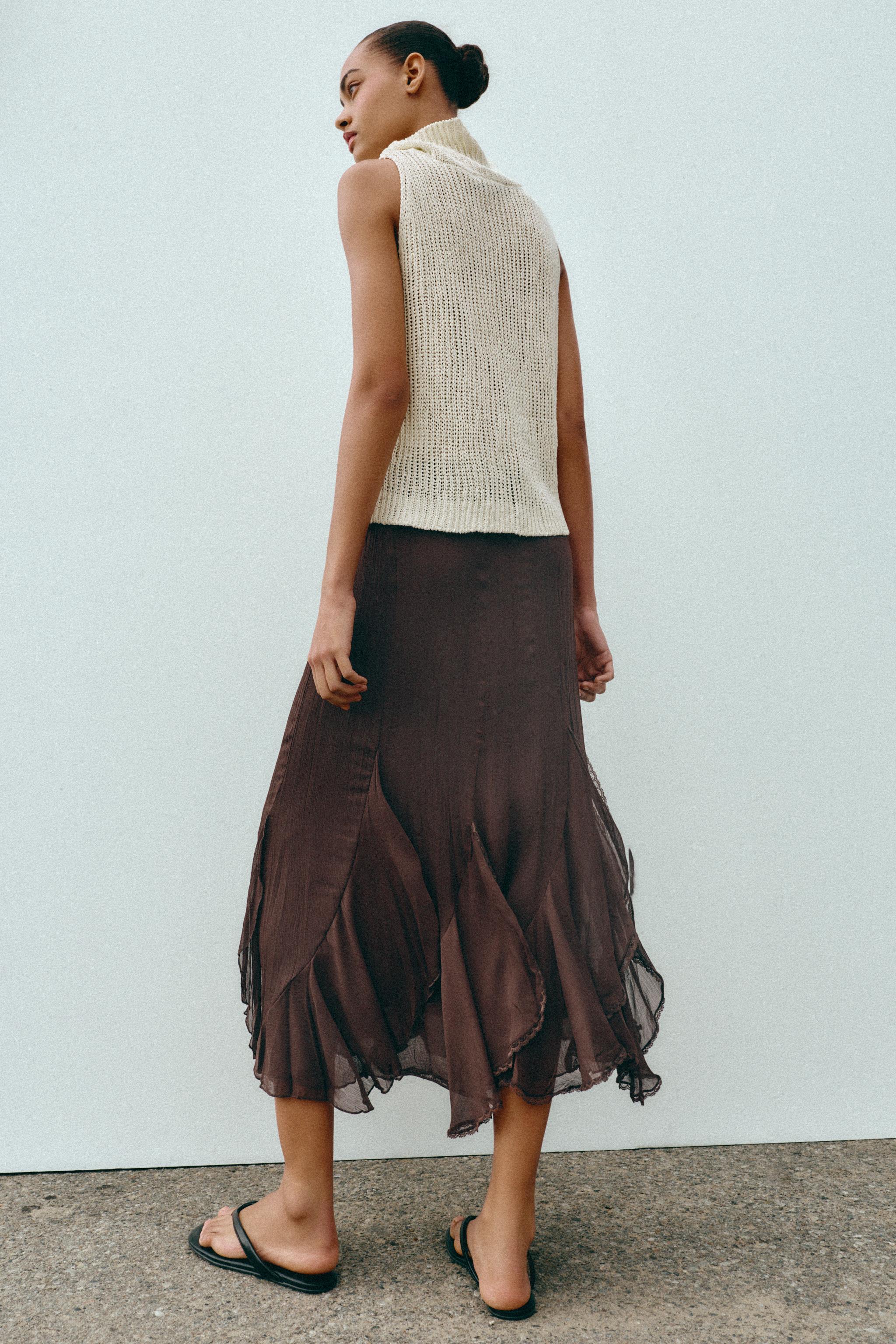RUFFLED LACE MIDI SKIRT
