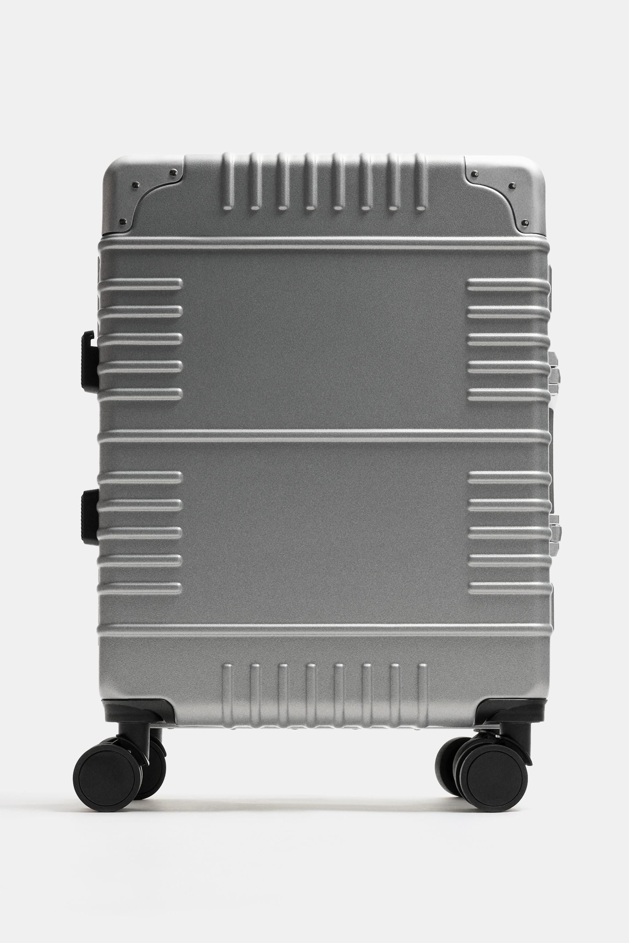 値下げ【銀座限定】ZARA キャリーケース　レザー 値下げ【銀座限定】ZARA キャリーケース レザー