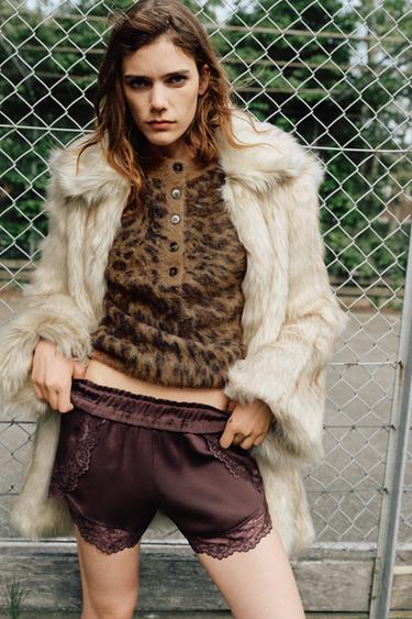 SHORTS ENCAJE - Marrón de Zara