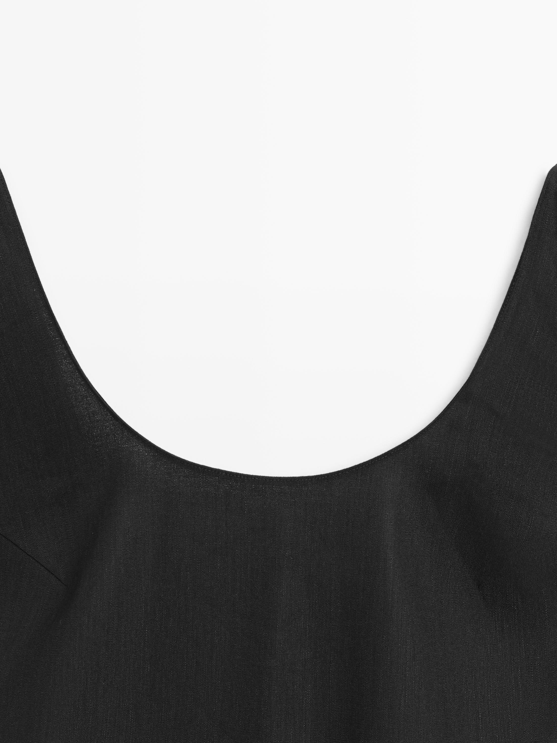 Flowing round neck midi dress