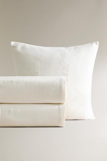 COUVRE-LIT LIN BRODERIE - Blanc cassé de Zara - Image 0