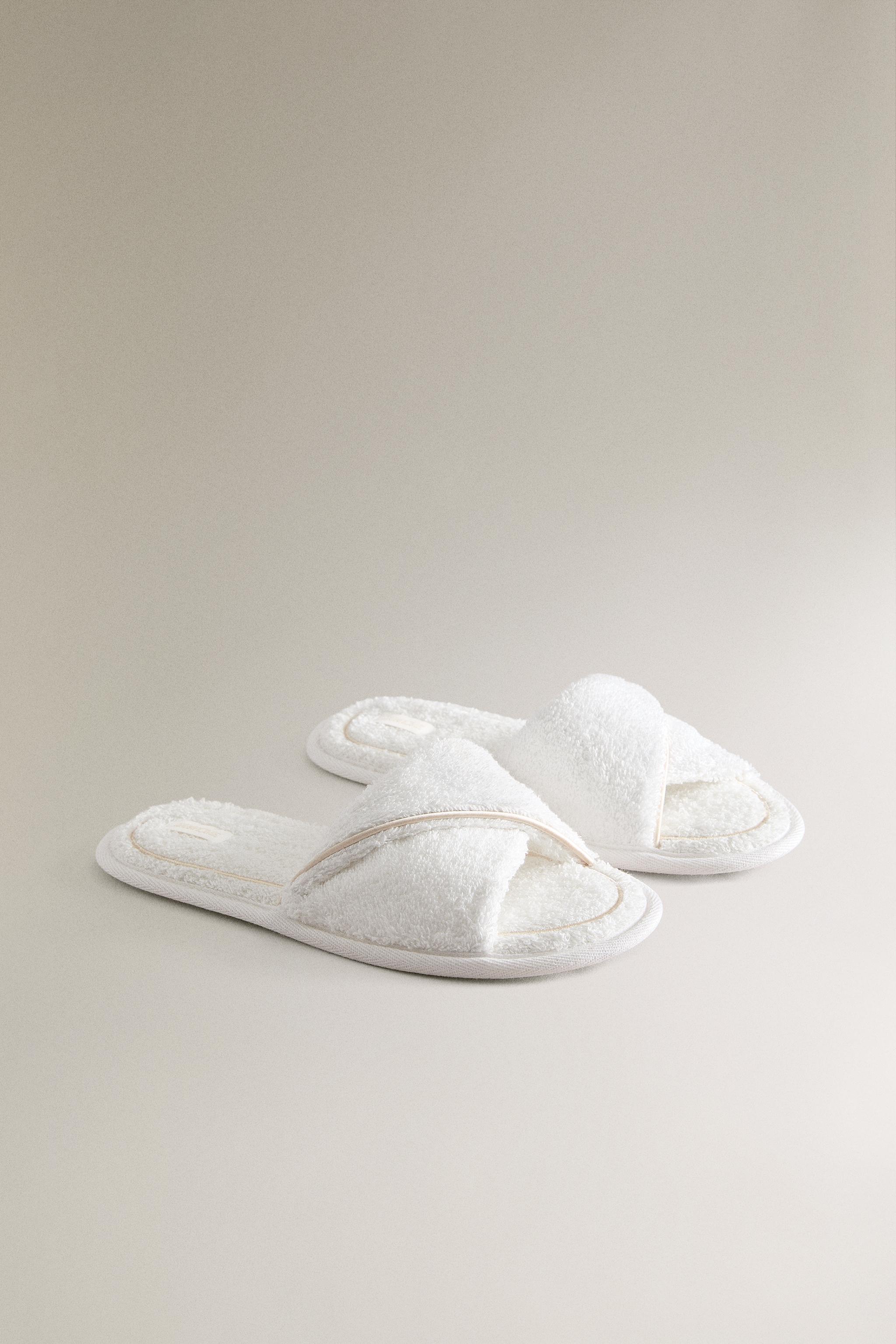 TERRYCLOTH SLIDERS WITH PIPING