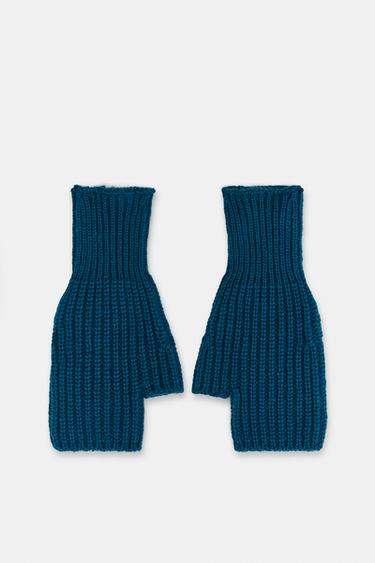 SHORT KNIT MITTENS - Blue green by Zara - Image 0