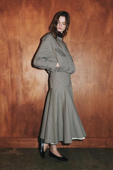 إطلالة - 996 by Zara