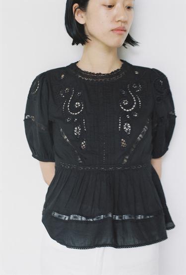 ZW COLLECTION ロマンチック刺繍ブラウスブラックZaraのZW COLLECTION ロマンチック刺繍ブラウス - ブラック 