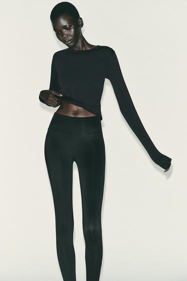 T-SHIRT MANCHES LONGUES - Noir de Zara