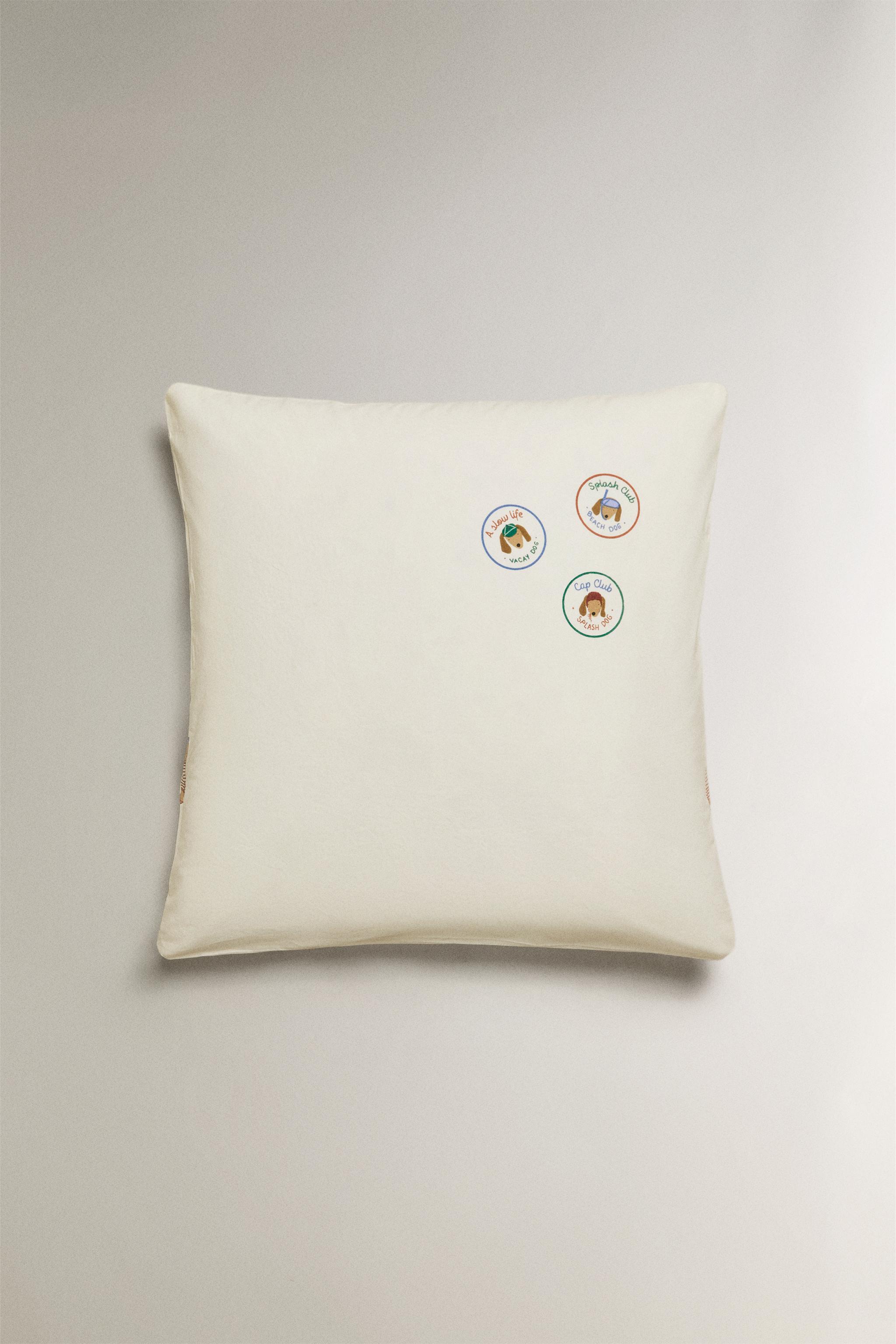 KIDS' DOG PRINT PILLOWCASE — Multicolored