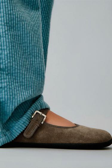 BAREFOOT BALLERINASKO I SKIND - Brun fra Zara