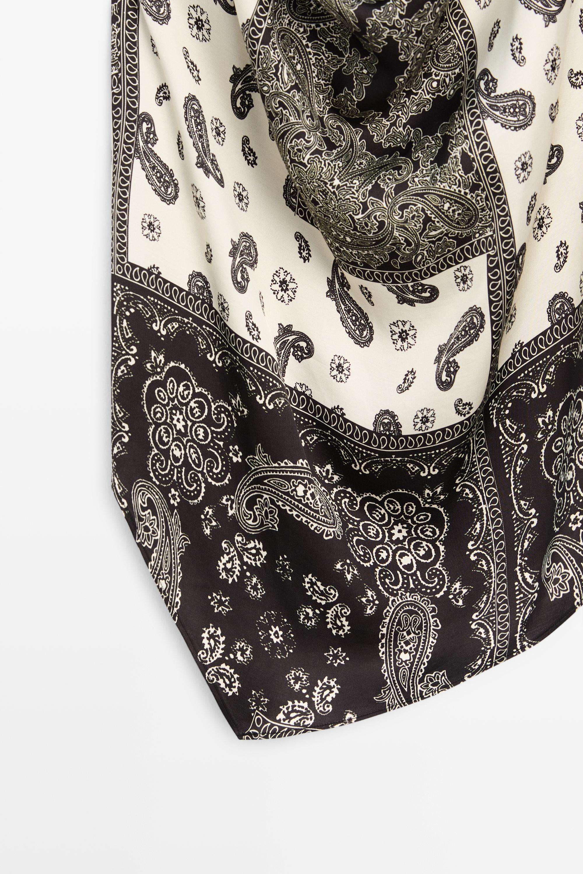 Flowing printed halter top
