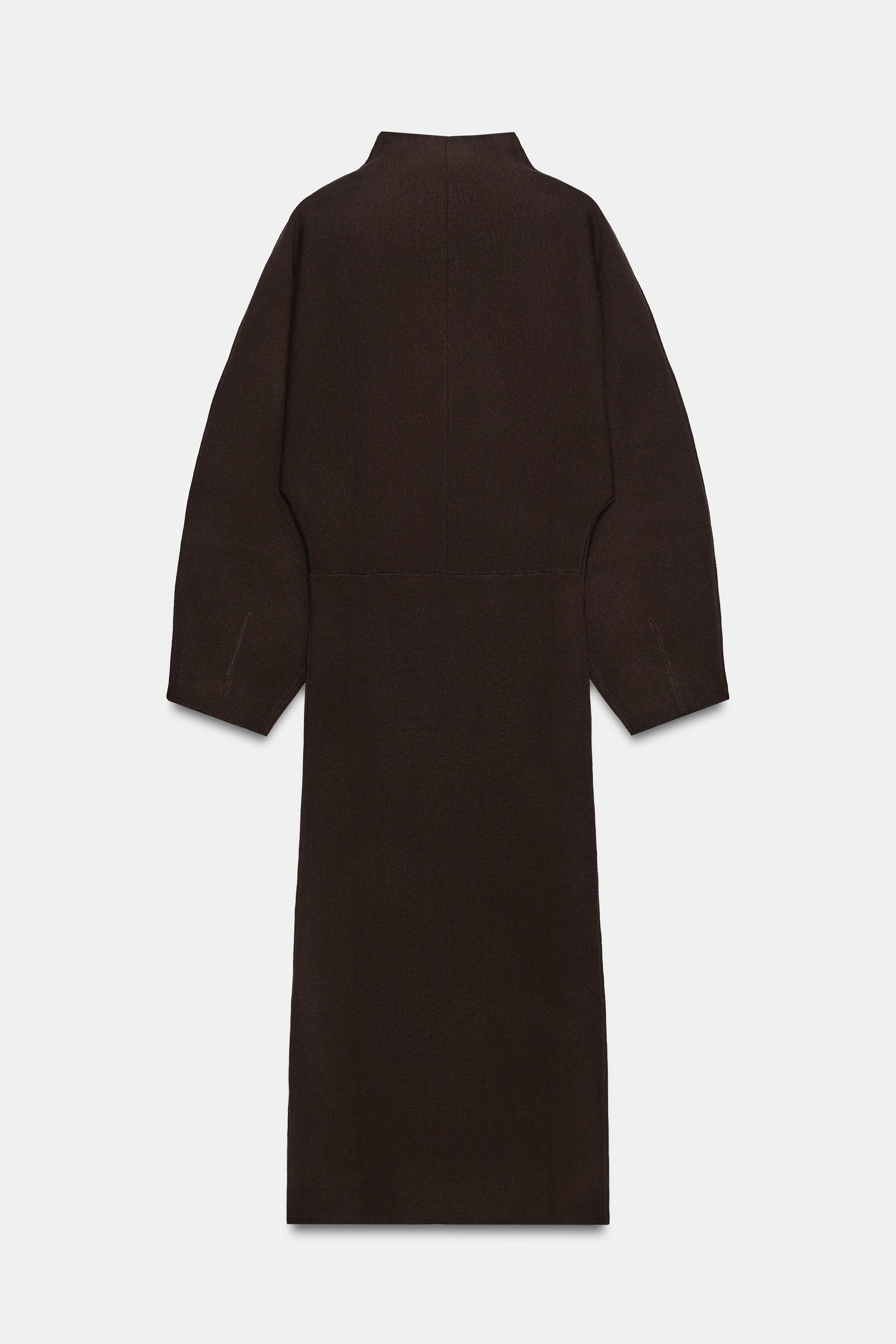 LONG HIGH-NECK KNIT DRESS