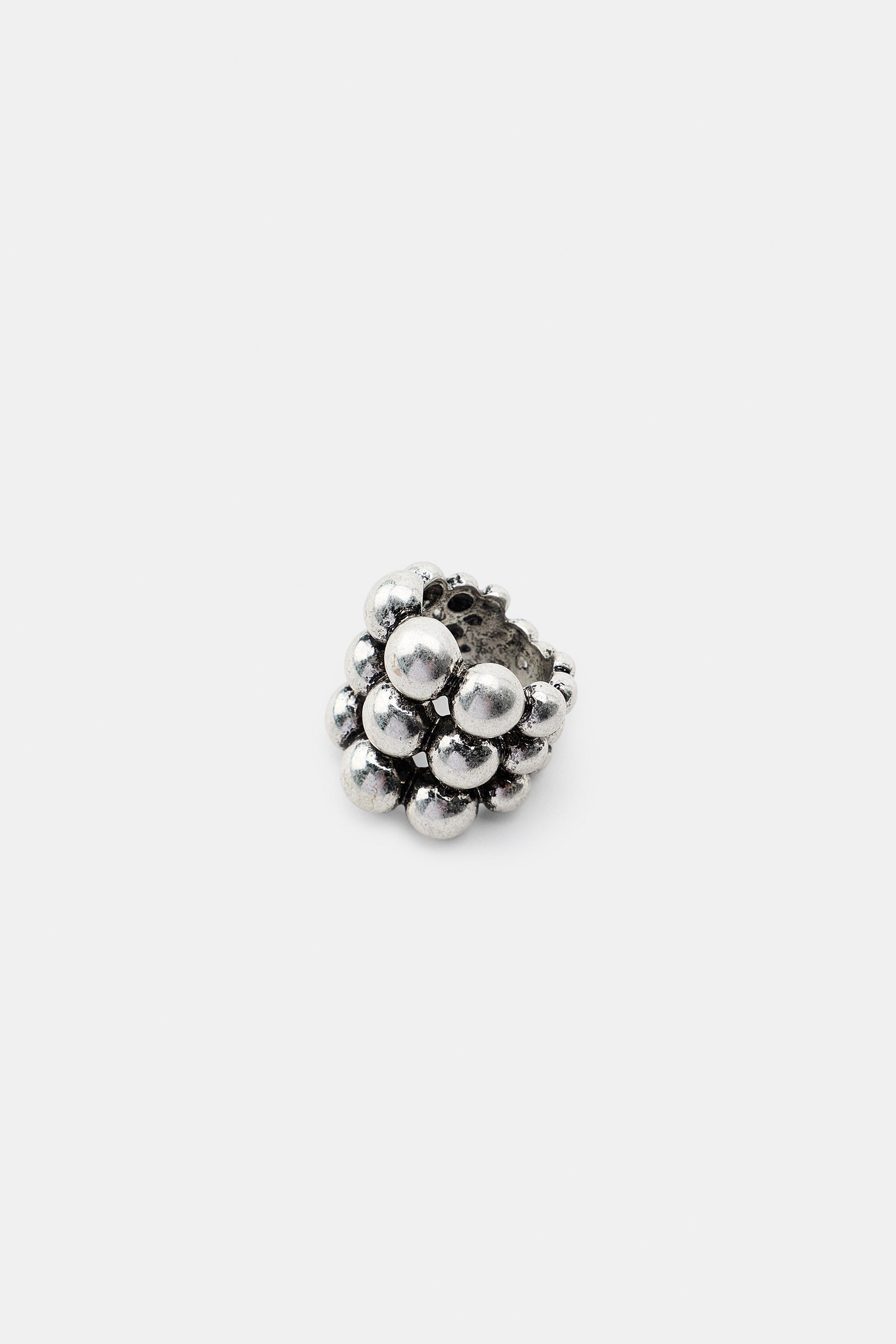 rinkページ MAXI METAL BALL RING - Silver | ZARA Canada
