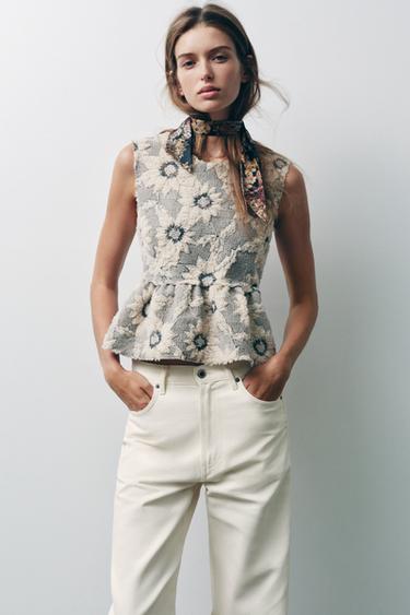 Zara TEXTURED FLORAL PEPLUM TOP - Ecru / Black