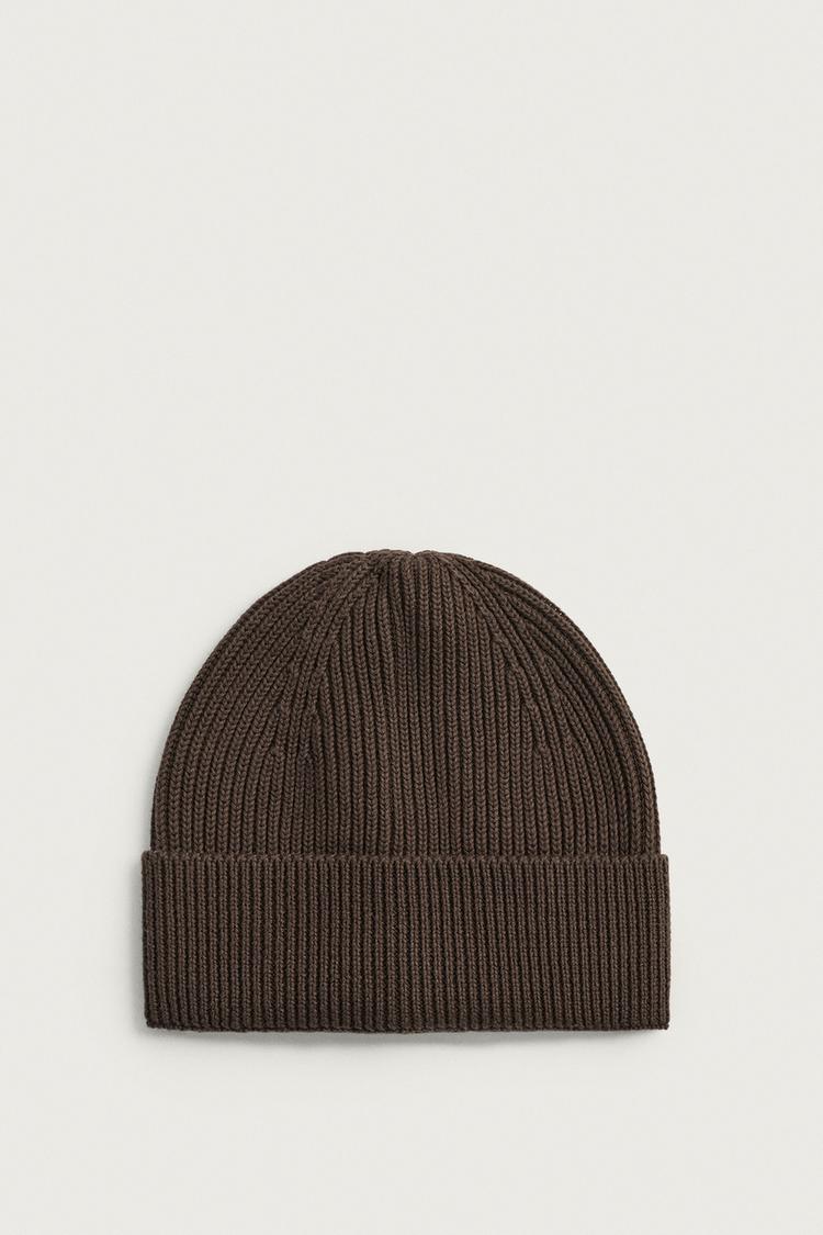 PURL KNIT BEANIE — Brown
