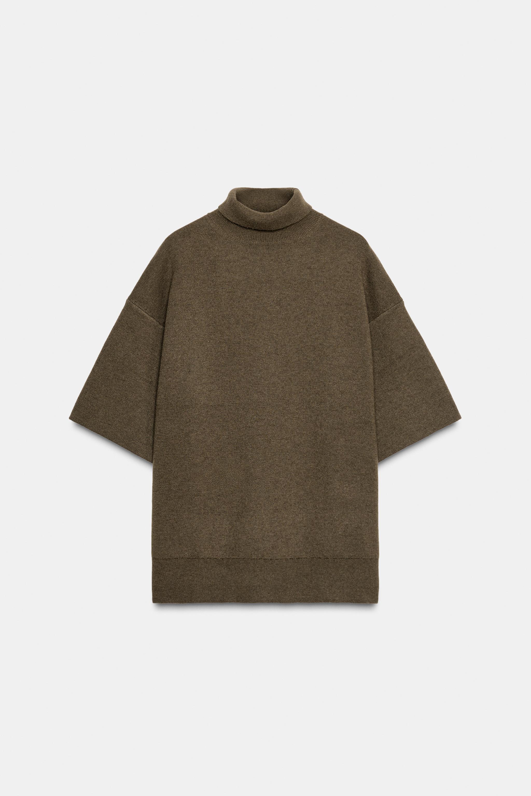 OVERSIZED WOOL SWEATER WITH HIGH NECK