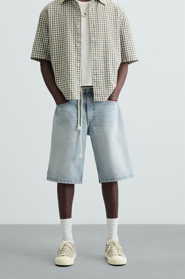Zara BAGGY FIT DENIM SHORTS - Light blue