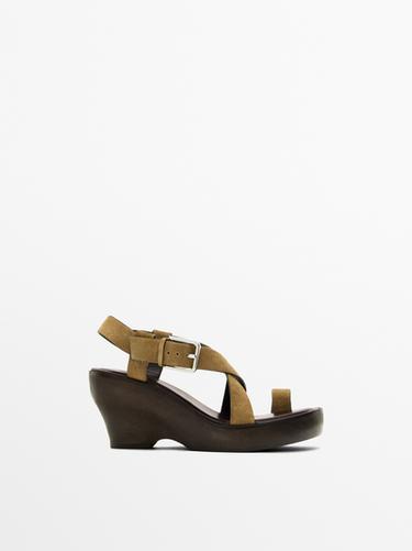 Zara Sandals with wooden heels - taupe brown