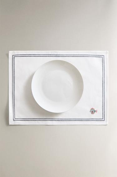 PLACEMAT WITH EMBROIDERED FISH - Blue by Zara - Image 4