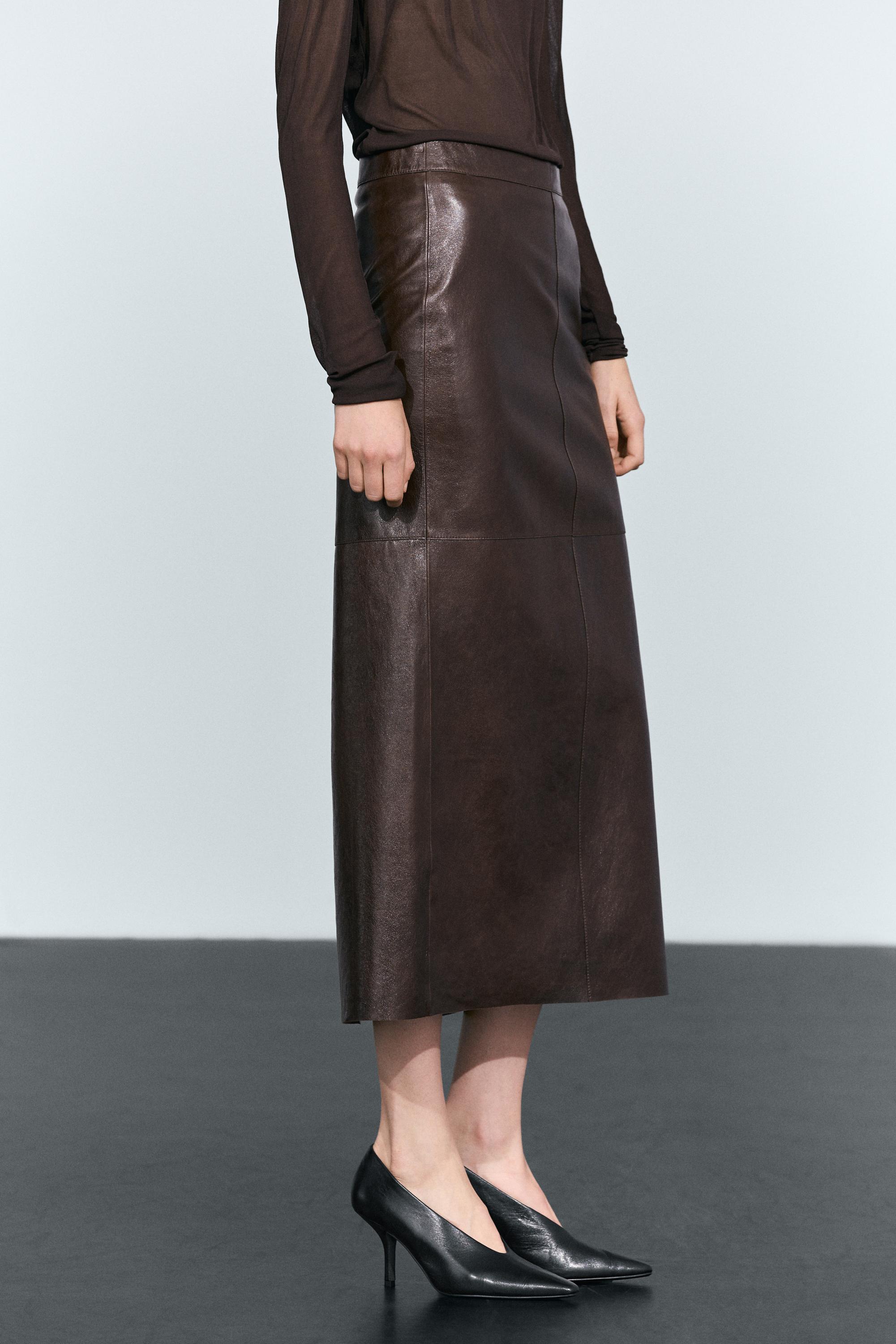 Straight nappa leather midi skirt with seams