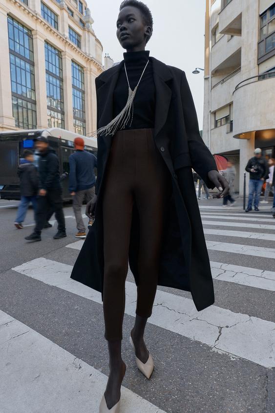 BODY SHAPING LEGGINGS