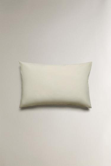 КАЛЪФКА ЗА ВЪЗГЛАВНИЦА ОТ ПРАН ПАМУК ПЕРКАЛ X SOCIETY LIMONTA - Камък от Zara