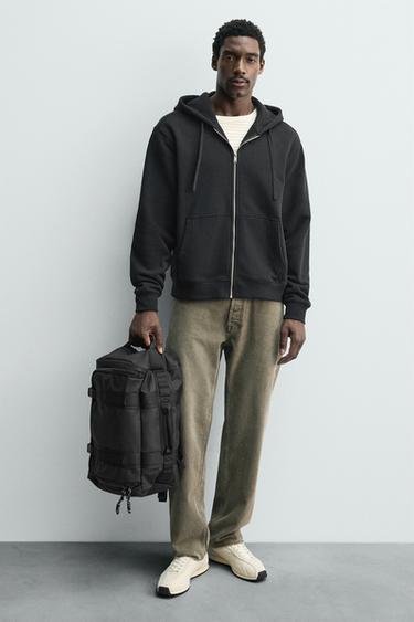 MOCHILA TÉCNICA DE VIAJE - Negro de Zara - Imagen 0