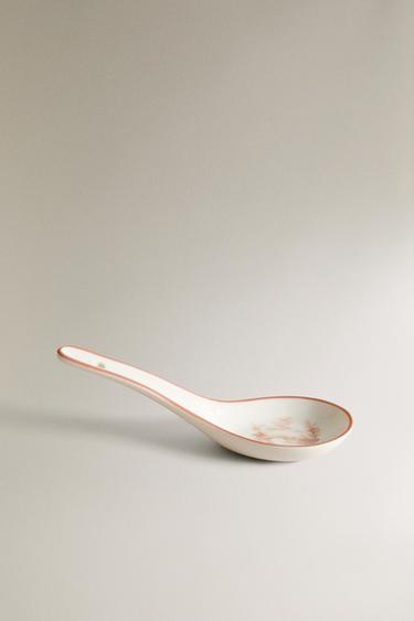 {navn} - {farge} for Zara