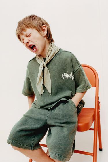 GRAFFITI FADED-EFFECT T-SHIRT - Dark bottle green by Zara