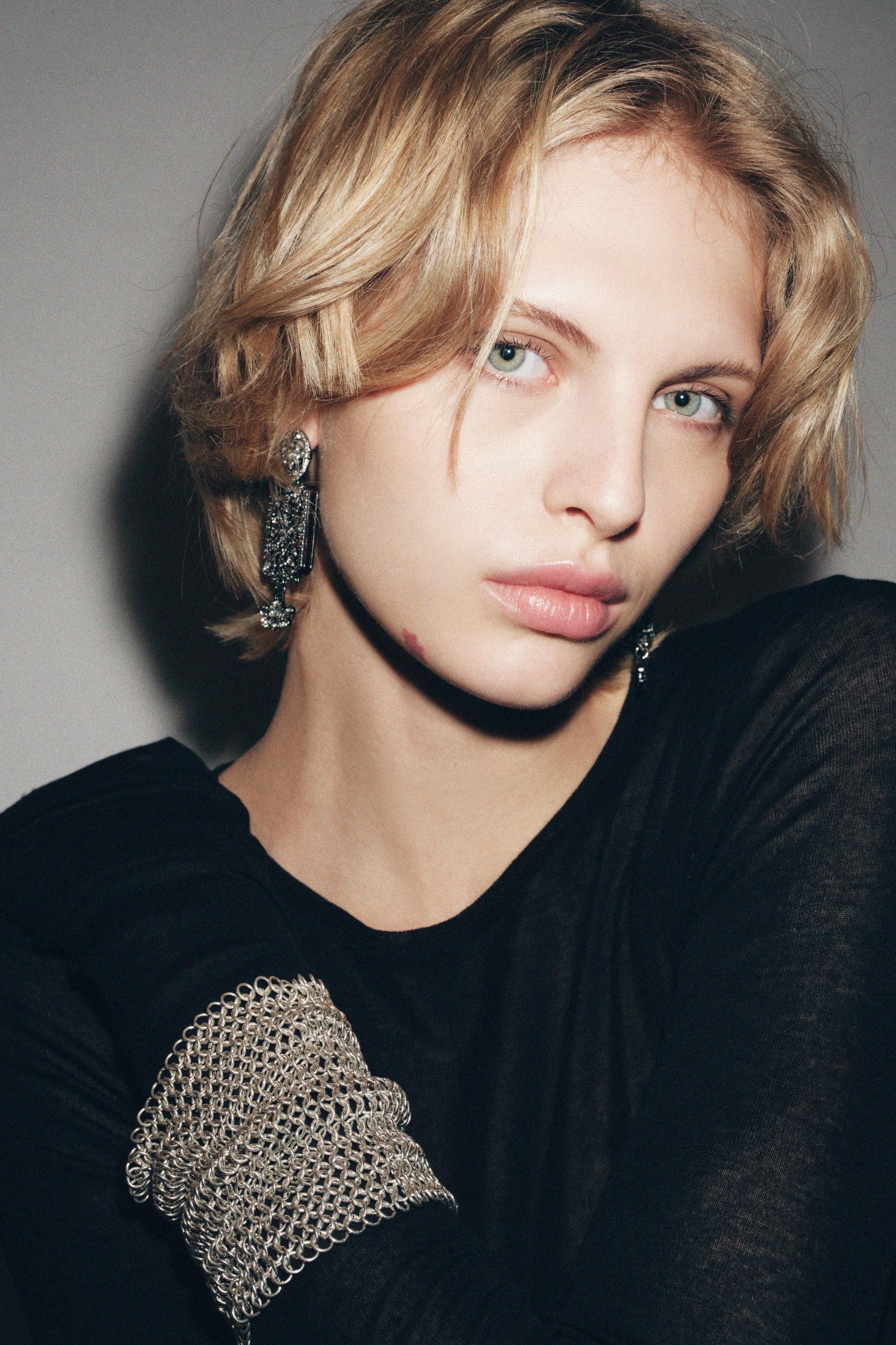 希少　ZARD ブレスレット メタルワイドブレスレット - シルバー | ZARA Japan / 日本